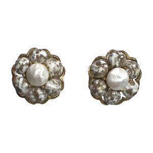 Vintage gold tone cream and tan clip earrings